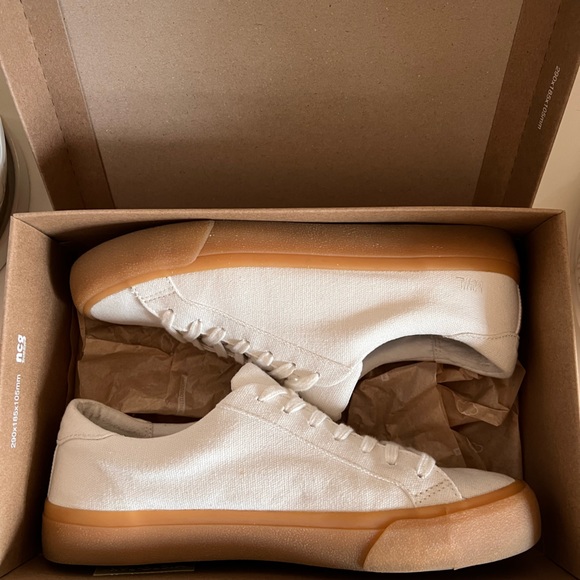 Madewell shoes - Picture 2 of 7